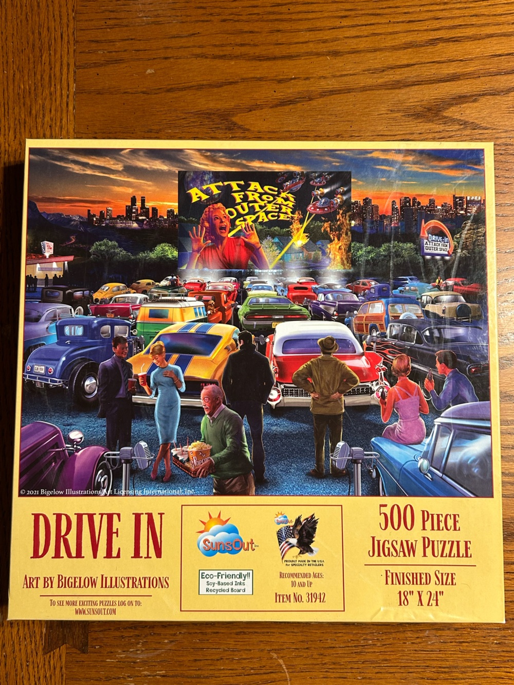 Drive In 500-Piece Jigsaw Puzzle - Colorful Retro Scene by SunsOut